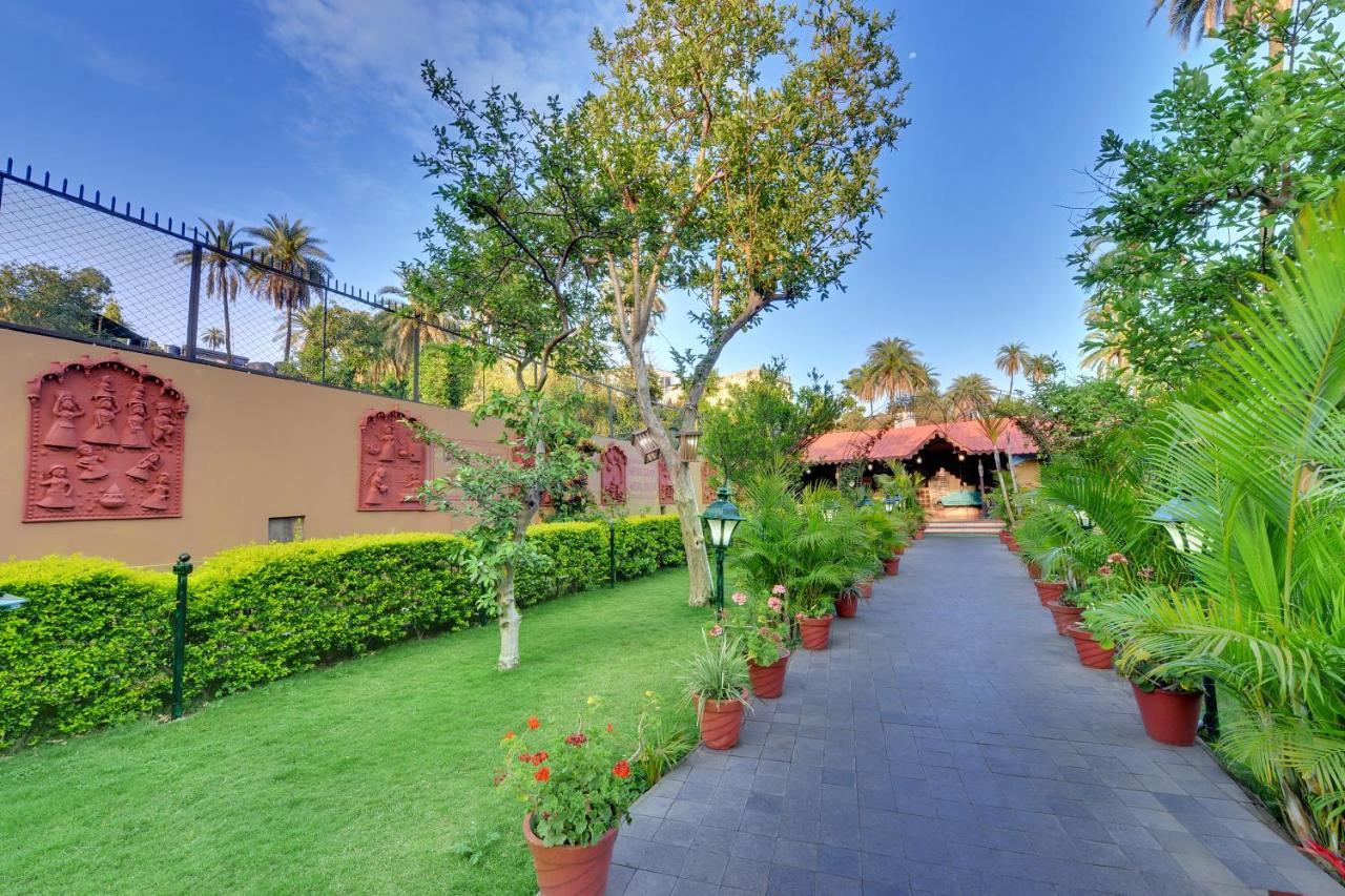 Chacha Inn The Garden Retreat Mount Abu Ngoại thất bức ảnh